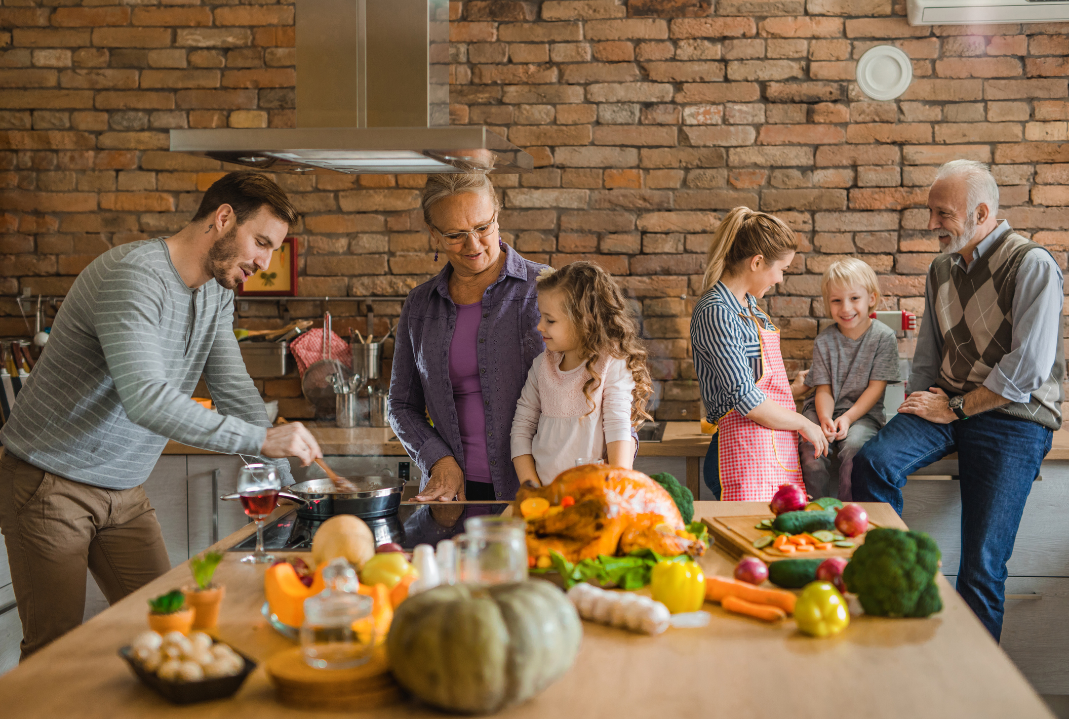 Talk about family food traditions using. Thanksgiving Family Reunion Buzz Hodge. The perfect TV show to watch with Family this Thanksgiving.